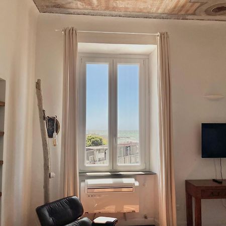 The Sunshine Loft Appartement Livorno Kamer foto